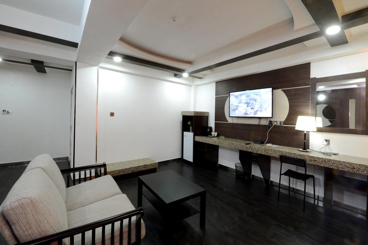 Zolo Hotel Улан-Батор Экстерьер фото