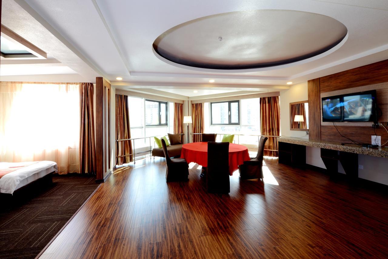 Zolo Hotel Улан-Батор Экстерьер фото