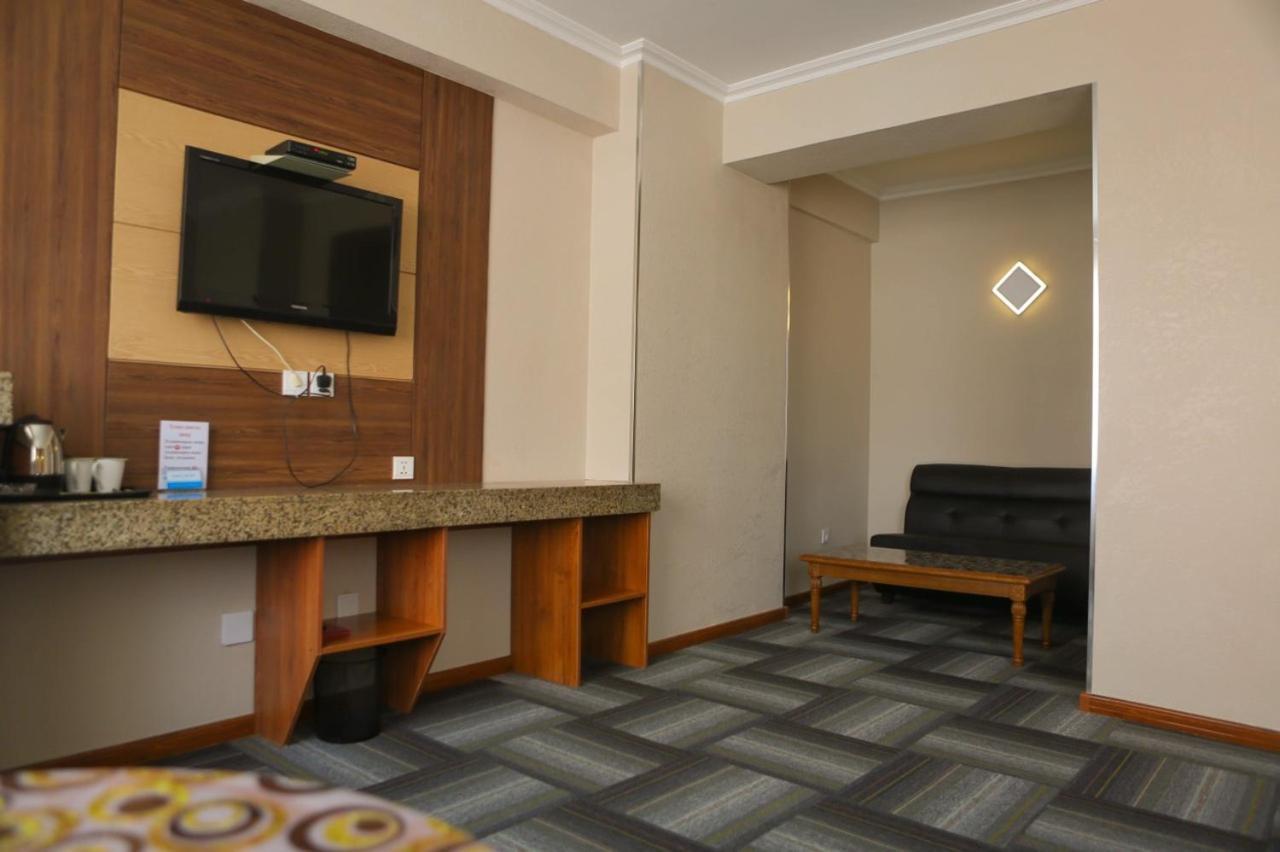 Zolo Hotel Улан-Батор Экстерьер фото